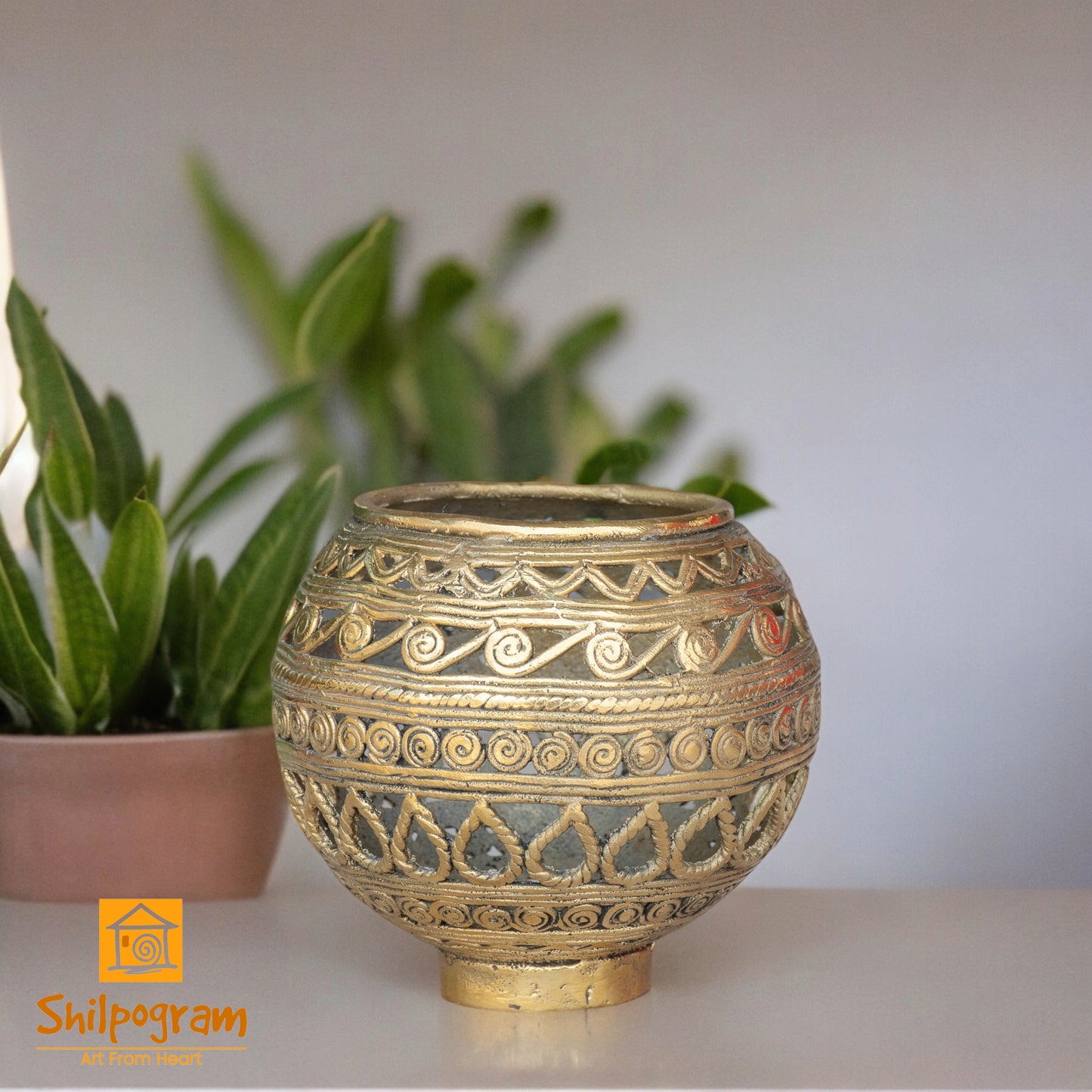 Dhokra Art Brass Metal Handcrafted Pen Stand || D74