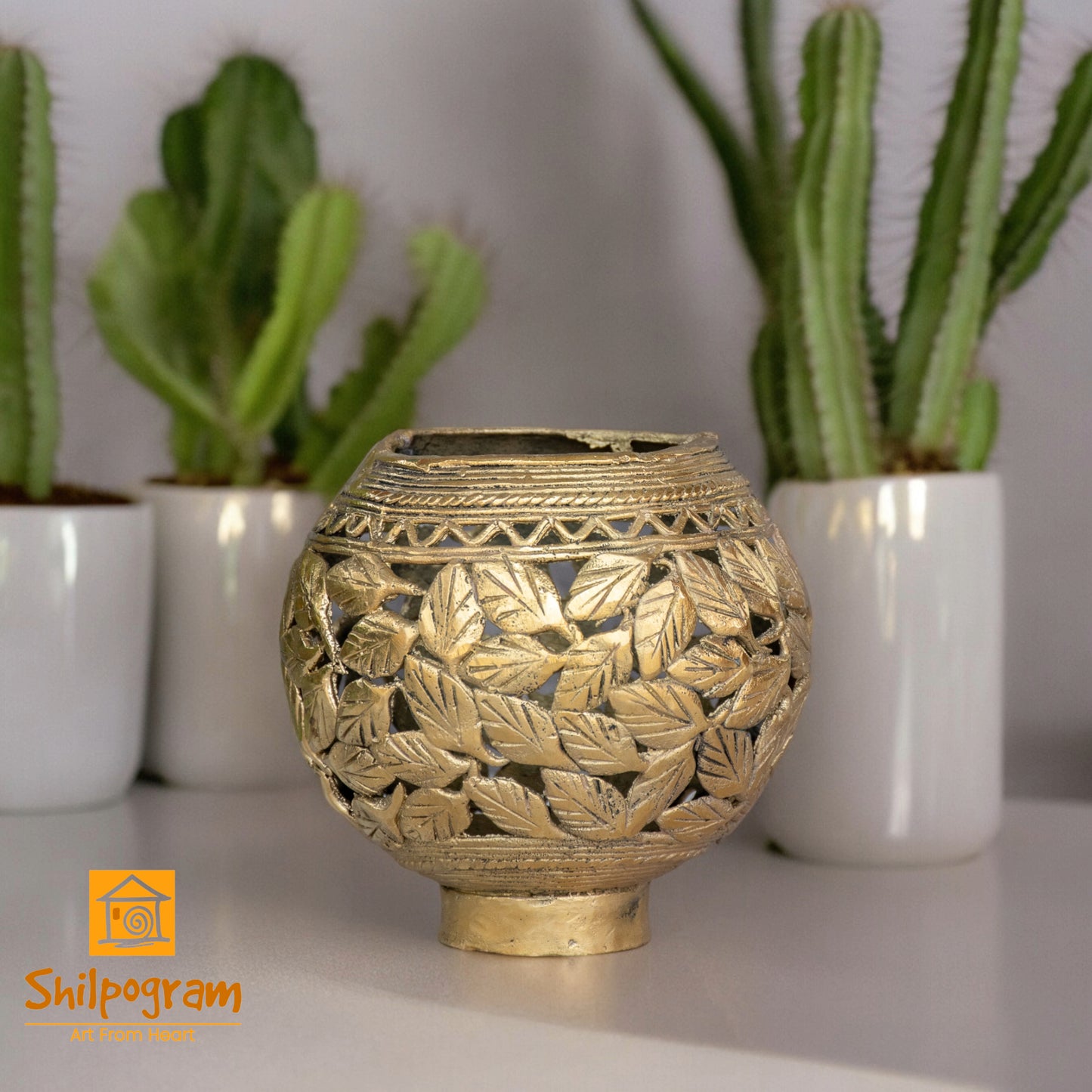 Dhokra Art Brass Metal Handcrafted Pen Stand || D69