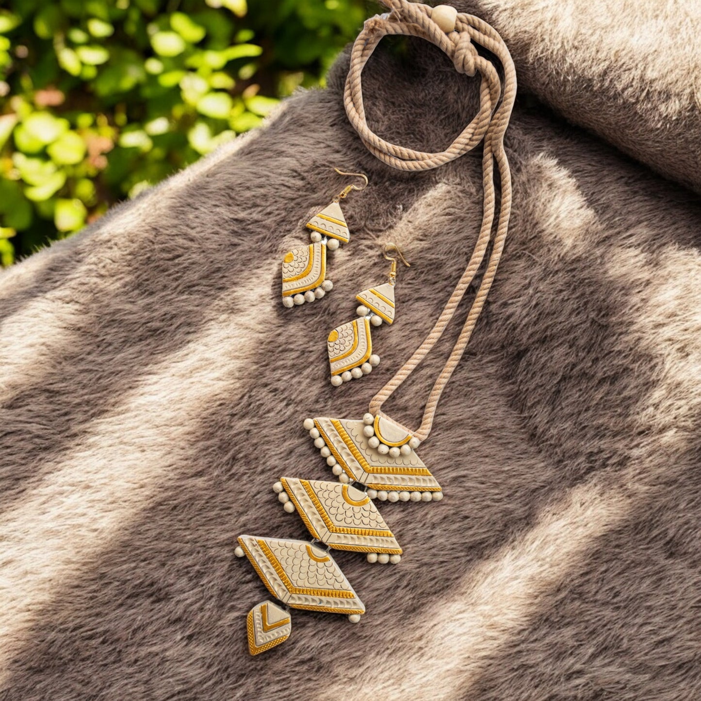 Handmade Terracotta Jewelry Set for Woman TRN125