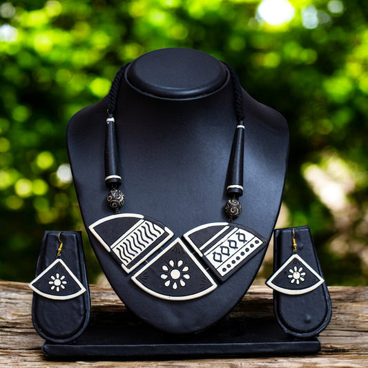 Handmade Terracotta Jewelry Set For Woman TR146