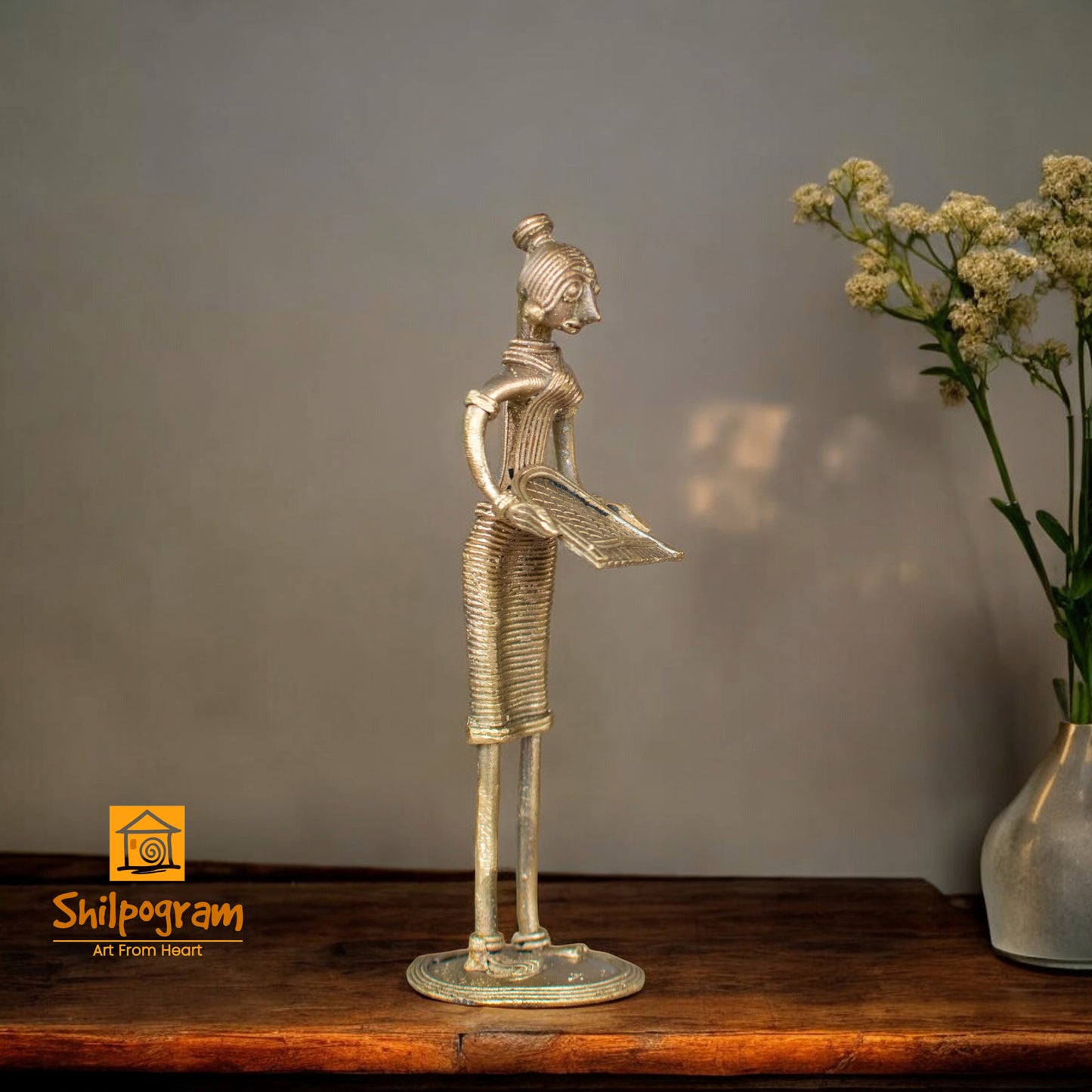 Dhokra Art Brass Metal Handcrafted Farmer Woman with Winnowing Basket || D90