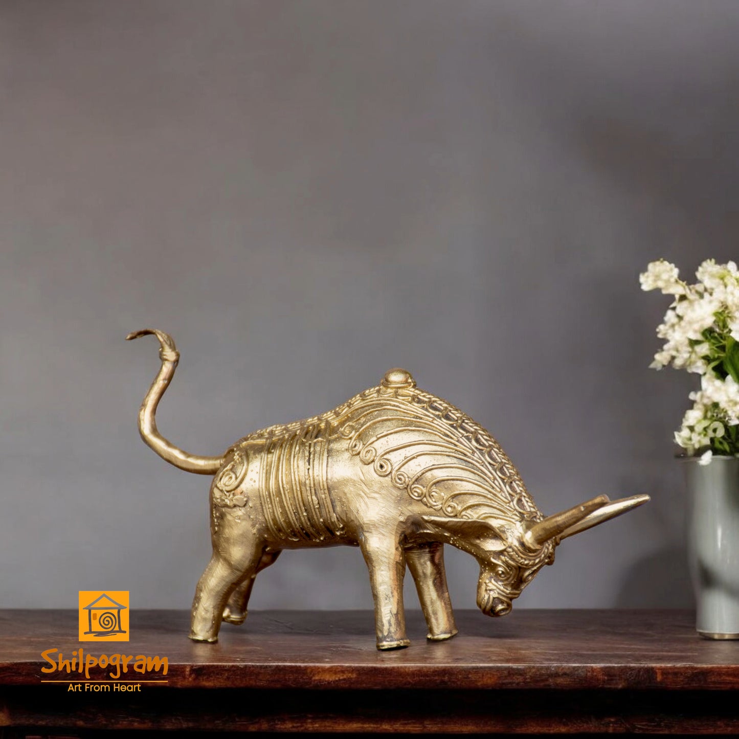 Dhokra Art Brass Metal Craft Fighting Bull Decorative Showpiece || D169 (H x W x L)= 3.5 inch x 2 inch x 6.5 inch (1 Piece)