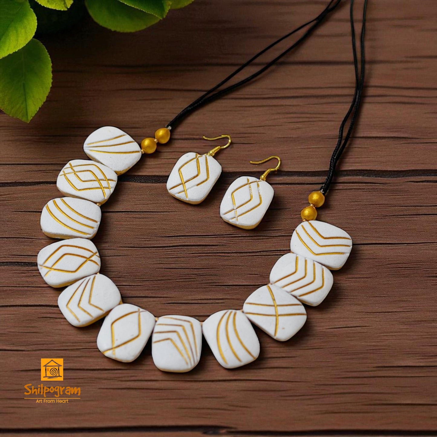 Handmade Terracotta Jewelry Set for Women TRN164