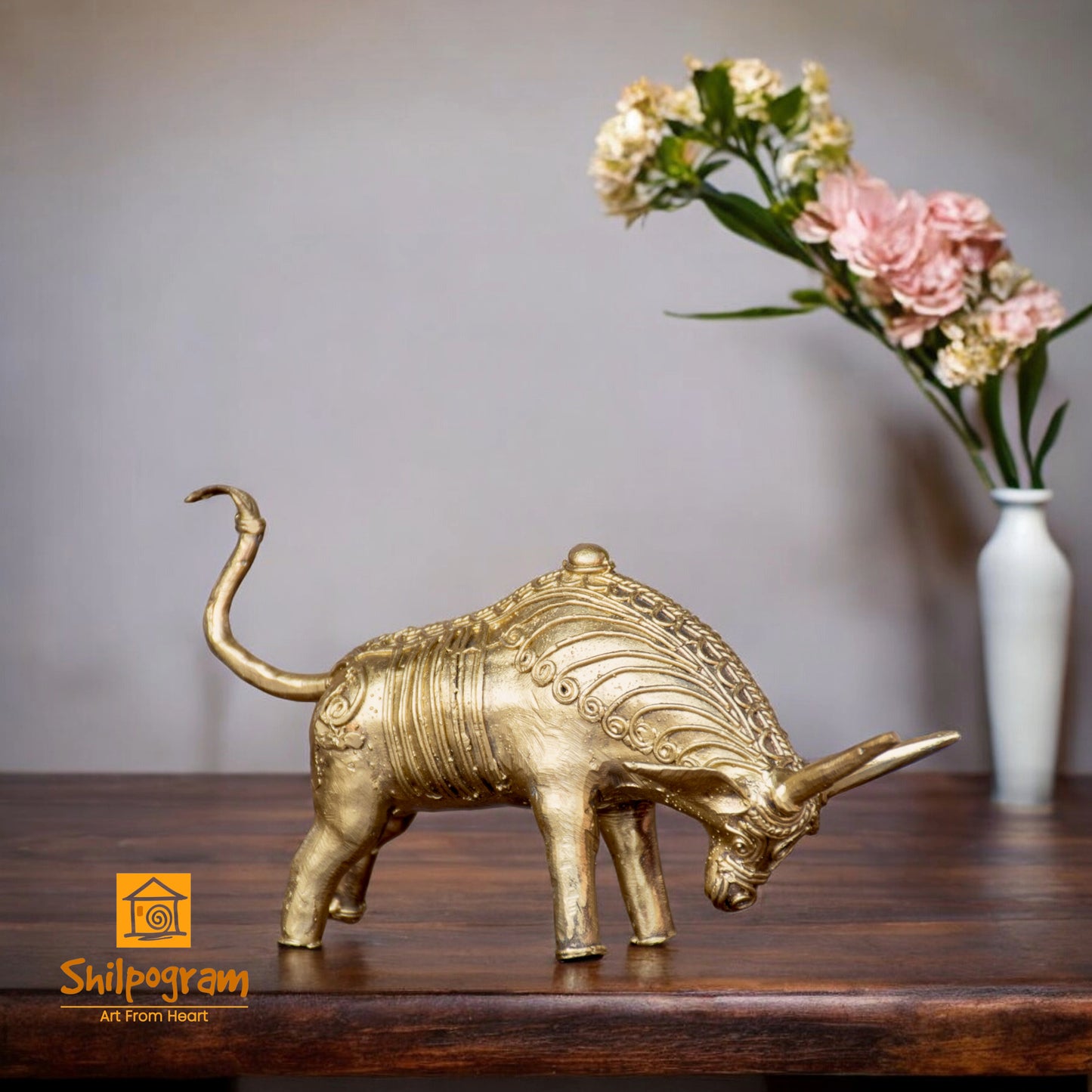 Dhokra Art Brass Metal Craft Fighting Bull Decorative Showpiece || D169 (H x W x L)= 3.5 inch x 2 inch x 6.5 inch (1 Piece)