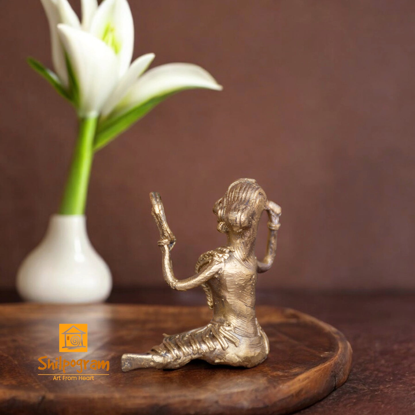 Dhokra Art Brass Metal Craft Woman Combing Hair ||3 inch || D171