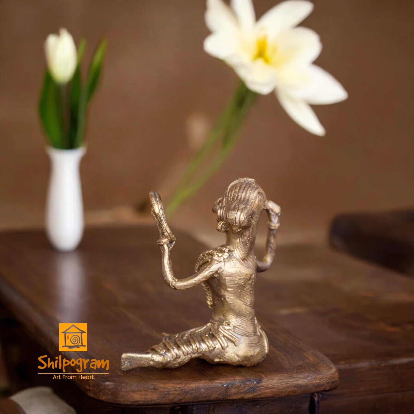 Dhokra Art Brass Metal Craft Woman Combing Hair ||3 inch || D171