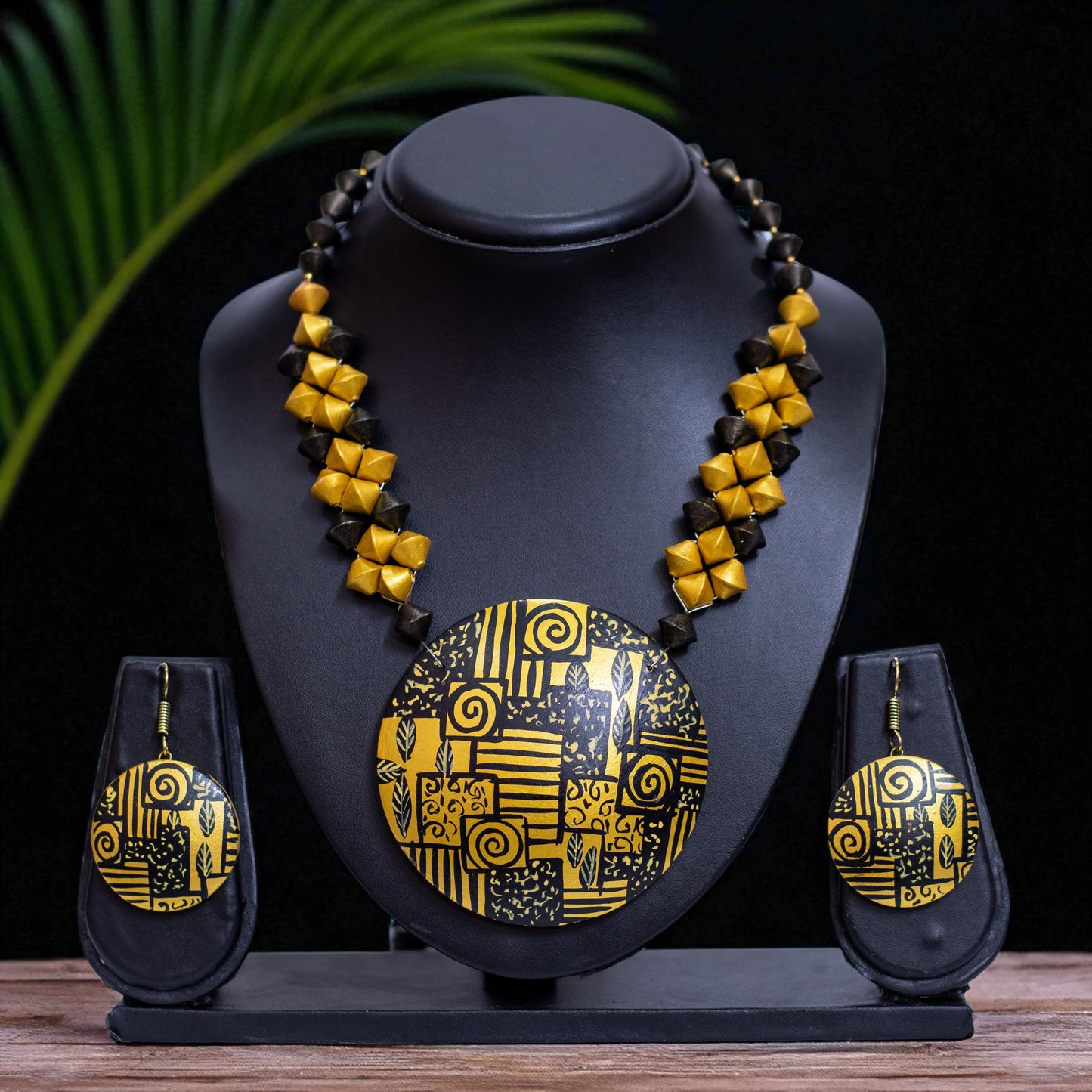 Handmade Terracotta Jewelry Set for Women TRN174
