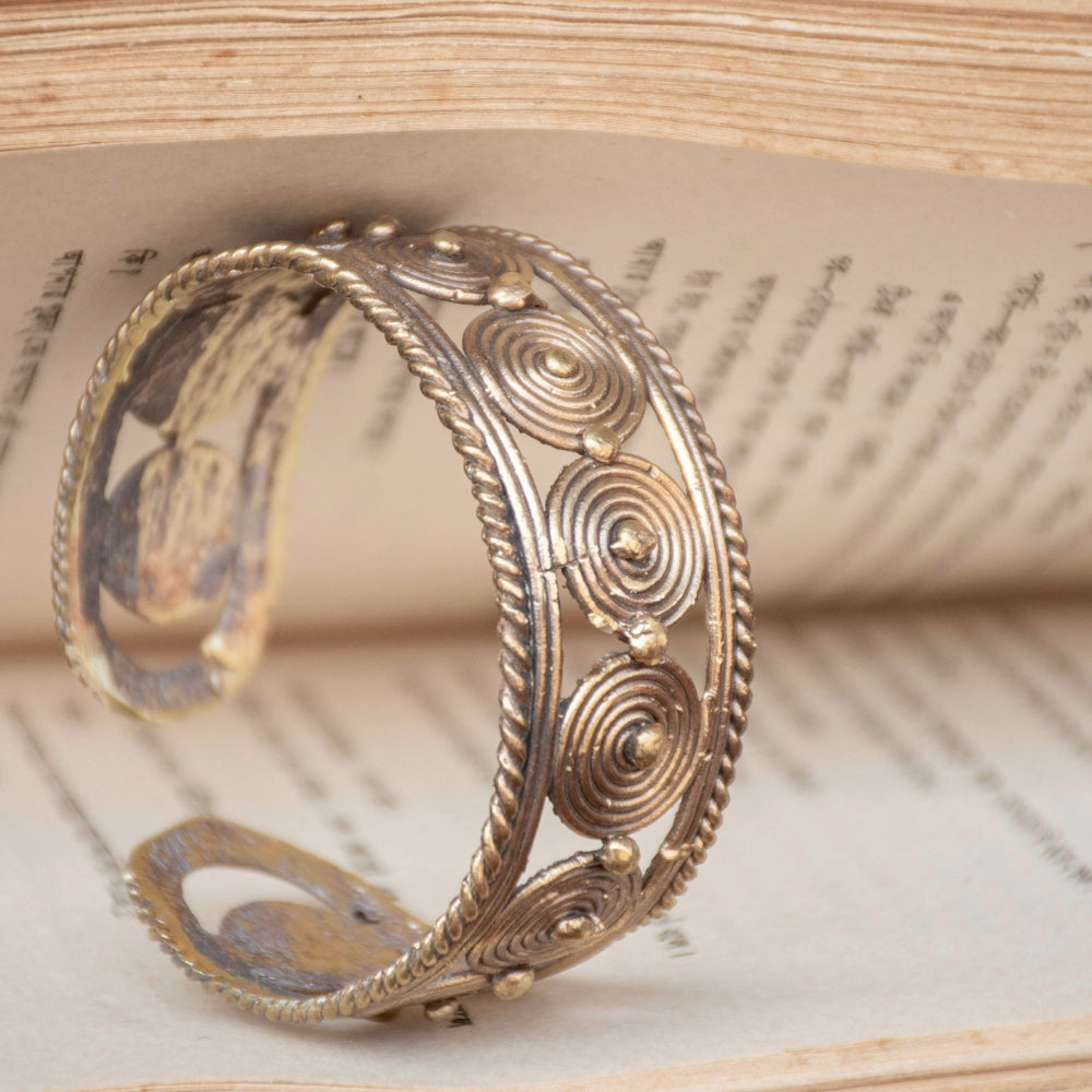Dhokra Art Brass Metal Bangle for Women D27 (Free Size)