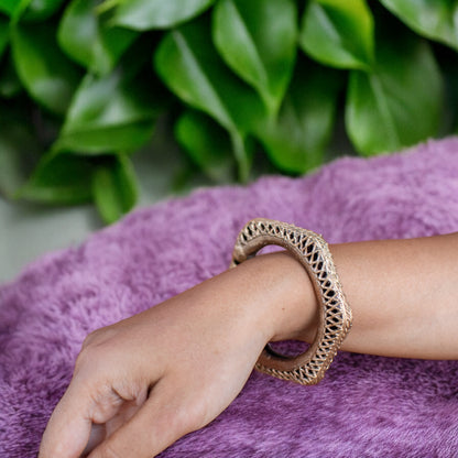 Dhokra Art Brass Metal Craft Bangle. (Free Size) (DKRB0022)