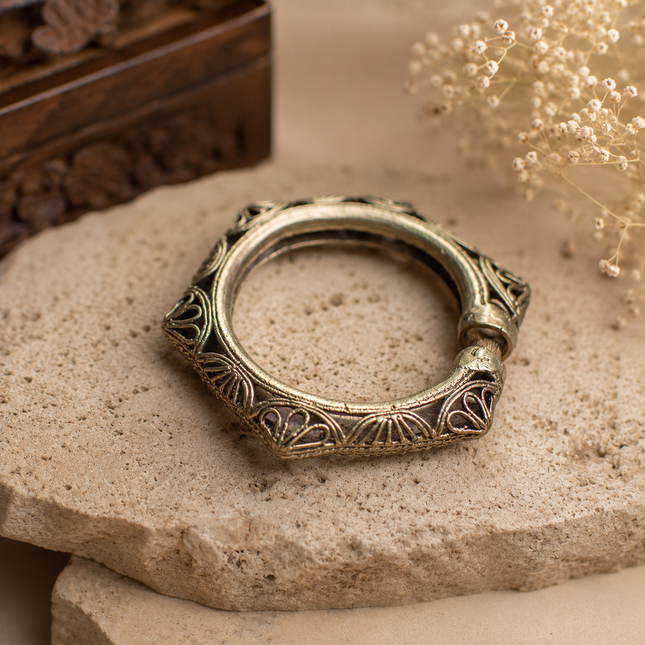 Dhokra Art Brass Metal Bangle for Women D30 (Free Size)