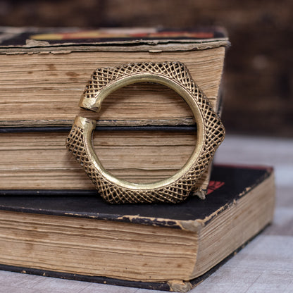 Dhokra Art Brass Metal Craft Bangle. (Free Size) (DKRB0022)
