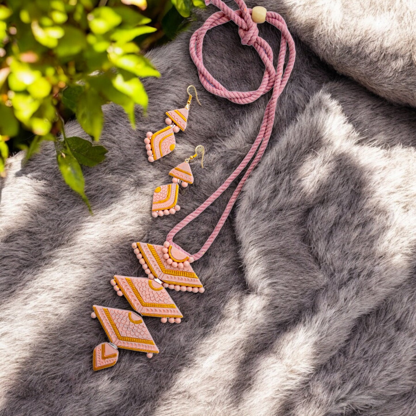Handmade Terracotta Jewelry Set for Woman TRN125