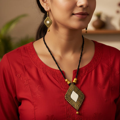 Handmade Terracotta Jewelry Set TRN132