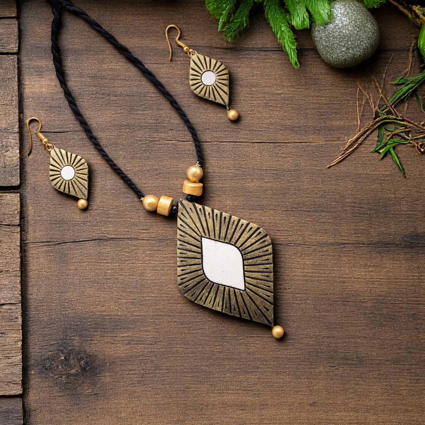 Handmade Terracotta Jewelry Set TRN132