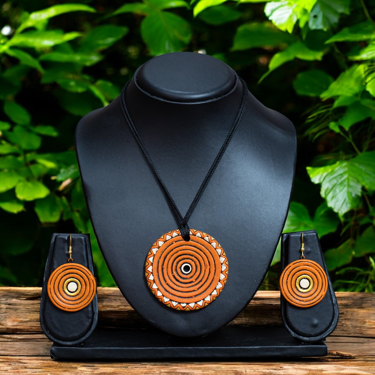 Handmade Terracotta Jewelry Set For Woman TR147