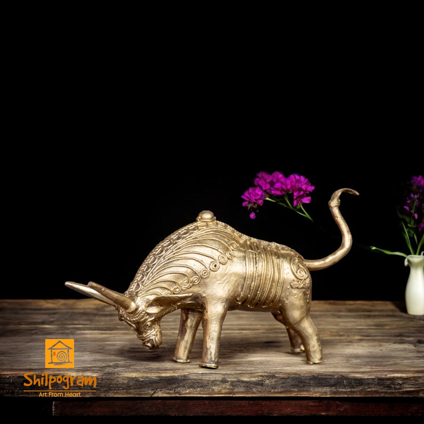 Dhokra Art Brass Metal Craft Fighting Bull Decorative Showpiece || D169 (H x W x L)= 3.5 inch x 2 inch x 6.5 inch (1 Piece)