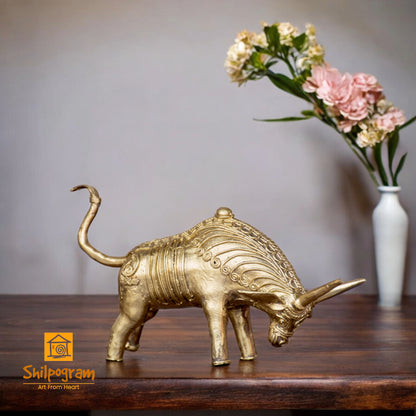 Dhokra Art Brass Metal Craft Fighting Bull Decorative Showpiece || D169 (H x W x L)= 3.5 inch x 2 inch x 6.5 inch (1 Piece)