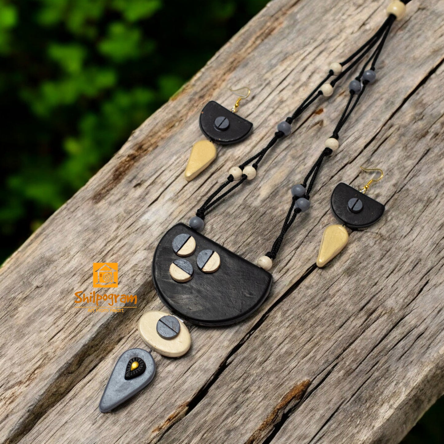Handmade Terracotta Jewelry Set for Women TRN149